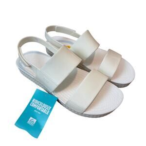 Reef Water Vista Women’s White Shine Size 11 NEW